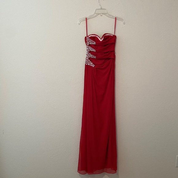 XSCAPE red strapless maxi dress for special occasion. Size 0 - Picture 2 of 6